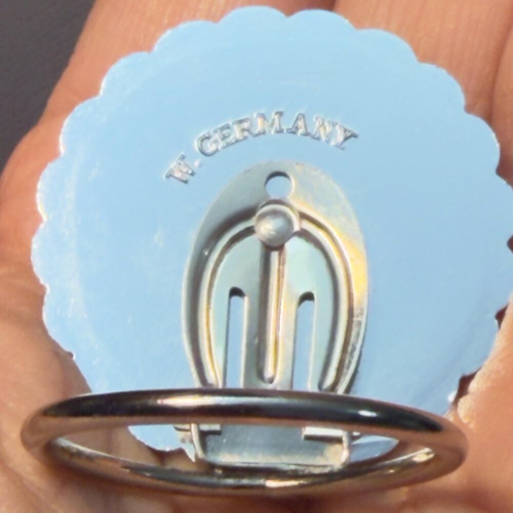 Scarf Clip W Germany Filigree Lucite Round Vintage Silver Tone 1.5” - Picture 8 of 9